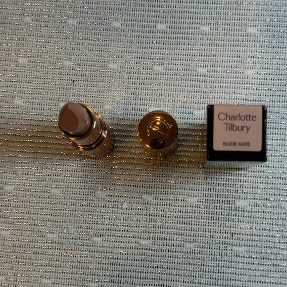 Charlotte Tilbury 6 piece Makeup Set - Picture 5 of 12